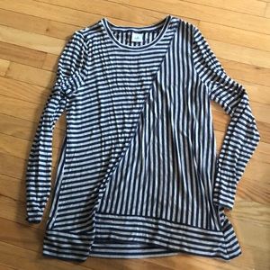 Long sleeve Cabi top.